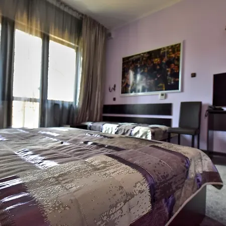 Hotel Boutique Lyulyak 2*